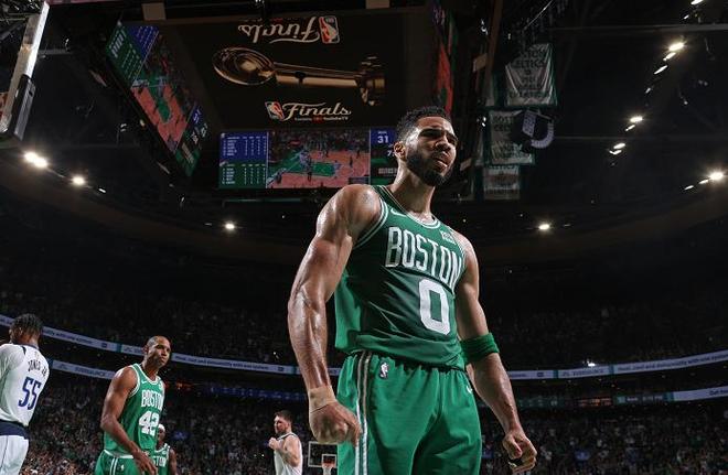 还让对手难 还让对手难